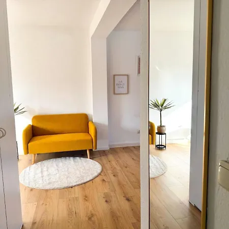 Апартаменты 5 Min Zur Zentral Und Ruhig Komfort Fuer 2 Personen