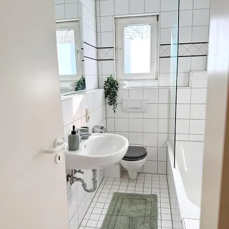 Apartmán 5 Min Zur Zentral Und Ruhig Komfort Fuer 2 Personen *