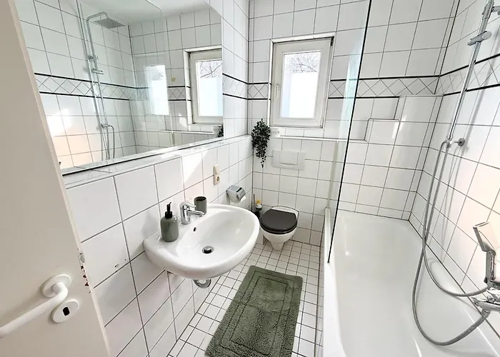 Апартаменты 5 Min Zur Zentral Und Ruhig Komfort Fuer 2 Personen Мёнхен-Гладбах